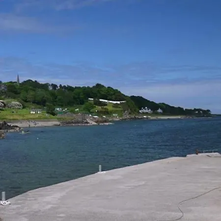 Townhouse On Wild Atlantic Way * Moville